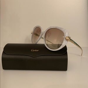 CARTIER PANTHERE WILD FUR (WHITE LIMITED EDITION)
SUPERB & ORIGINAL SUNGLASSES
